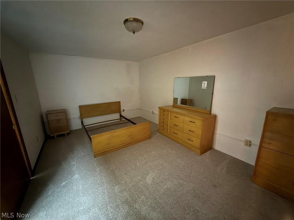 1207 2nd Street NW New Philadelphia OH 44663