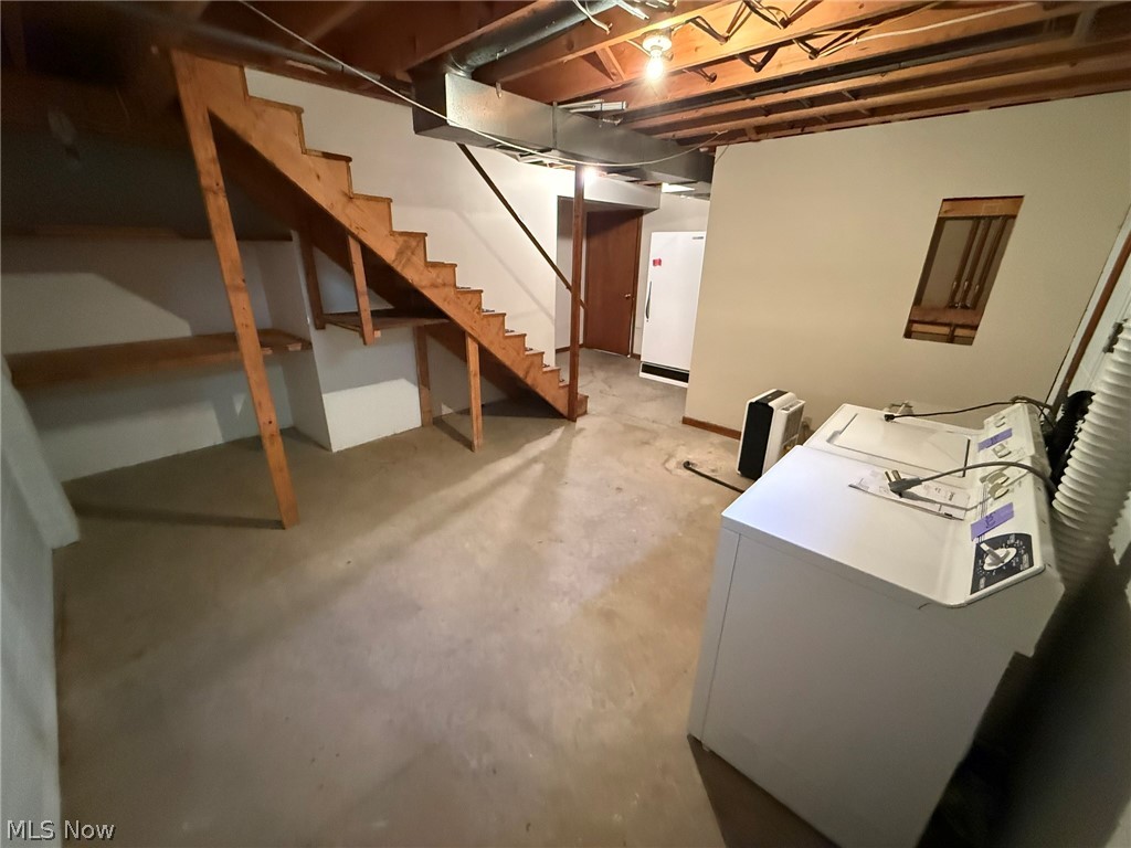 1207 2nd Street NW New Philadelphia OH 44663