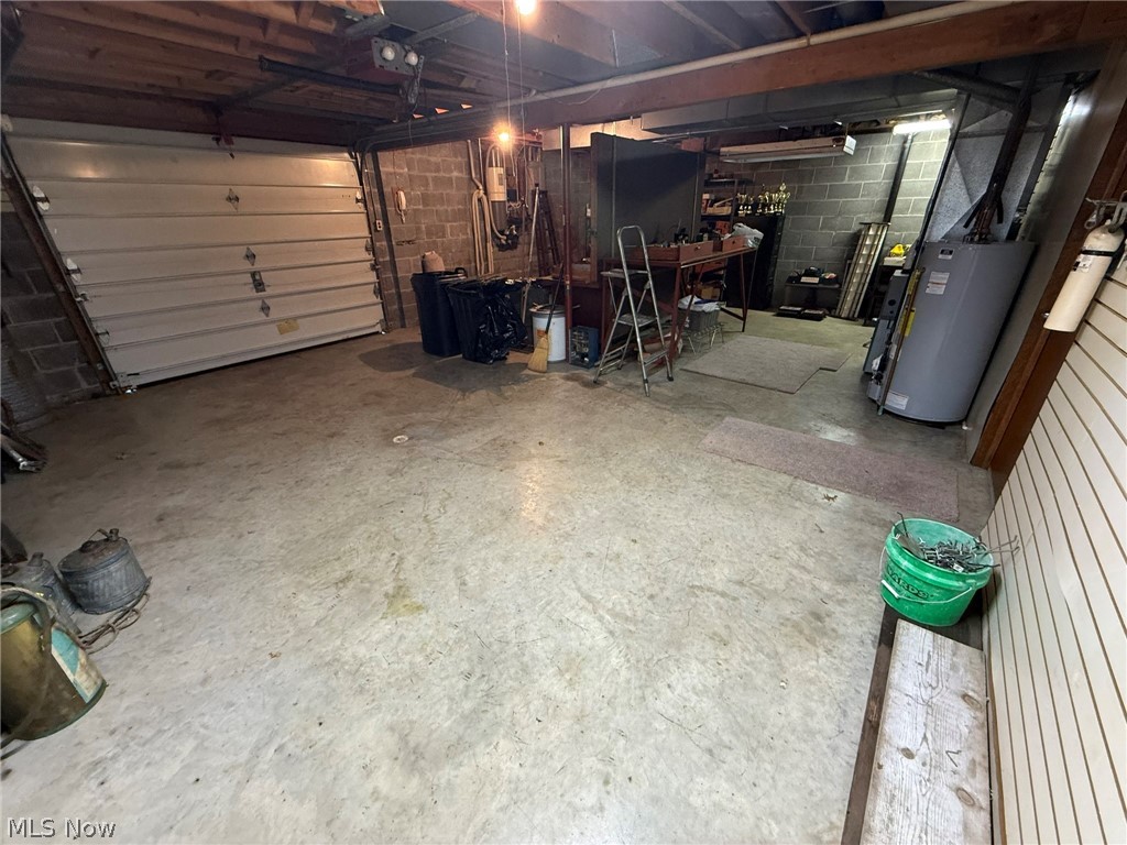 1207 2nd Street NW New Philadelphia OH 44663