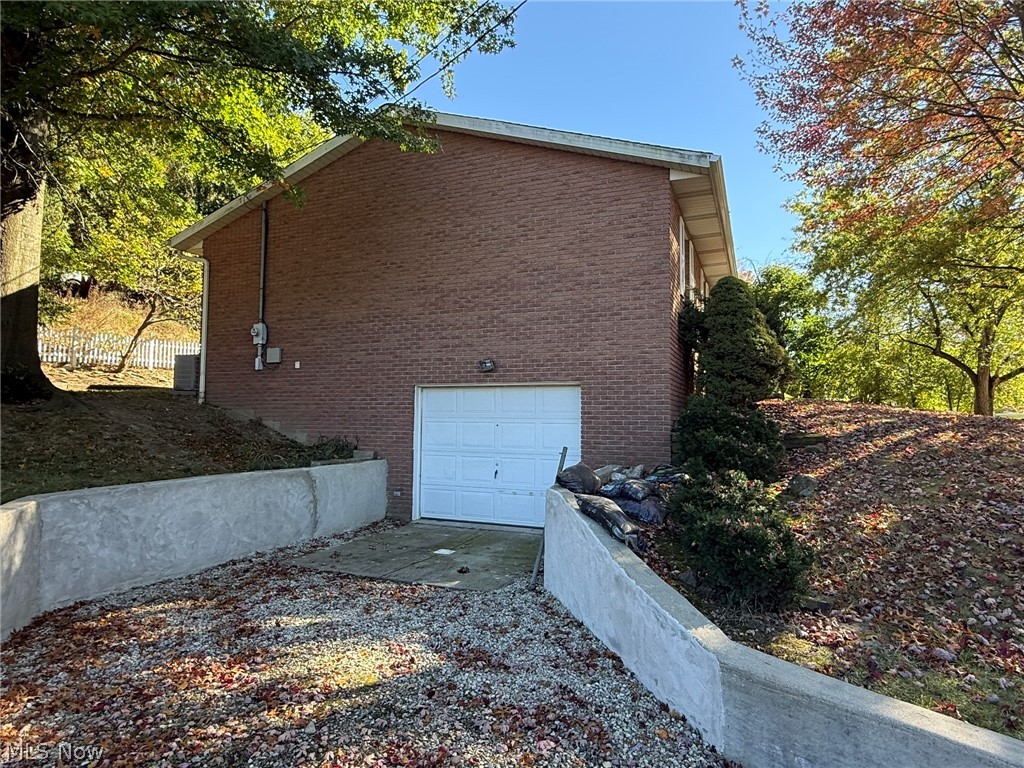 1207 2nd Street NW New Philadelphia OH 44663