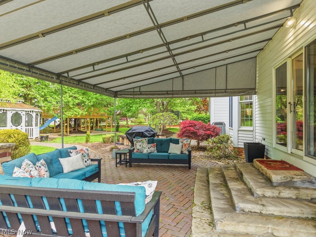 6598 Ebury Circle Hudson OH 44236