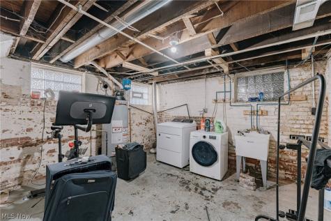 1507 E 108th Street Cleveland OH 44106