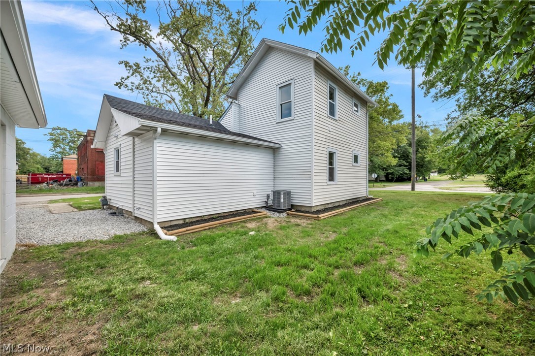 903 W 58th Street Ashtabula OH 44004