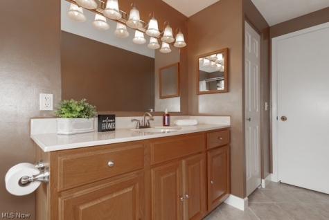466 Waterbury Road Eastlake OH 44095