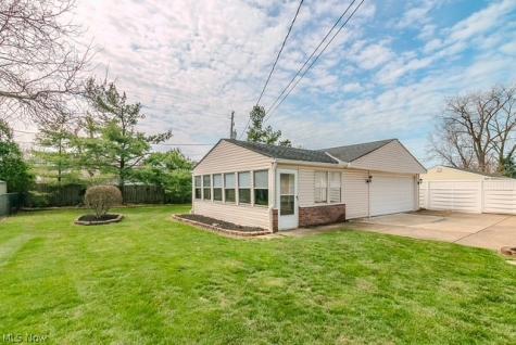 466 Waterbury Road Eastlake OH 44095