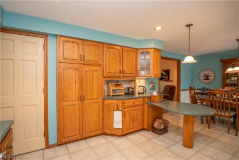 11507 Lela Avenue NW Uniontown OH 44685