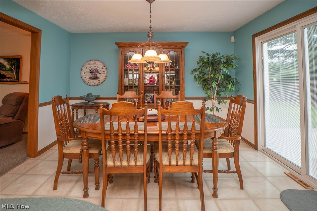 11507 Lela Avenue NW Uniontown OH 44685