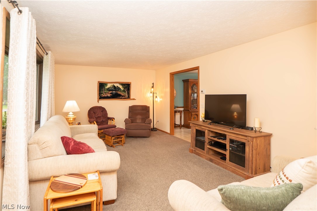 11507 Lela Avenue NW Uniontown OH 44685