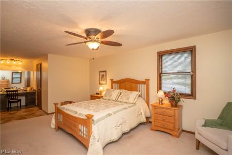 11507 Lela Avenue NW Uniontown OH 44685