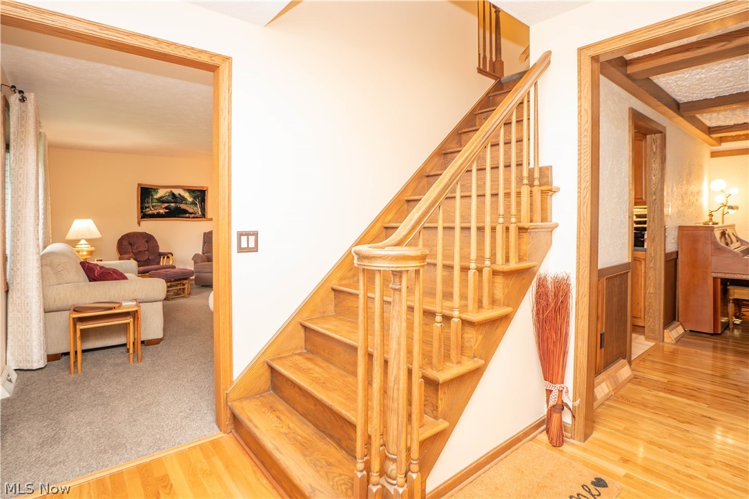 11507 Lela Avenue NW Uniontown OH 44685