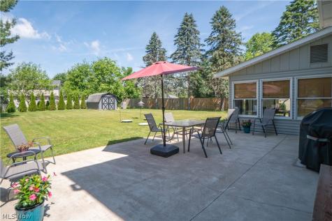 11507 Lela Avenue NW Uniontown OH 44685