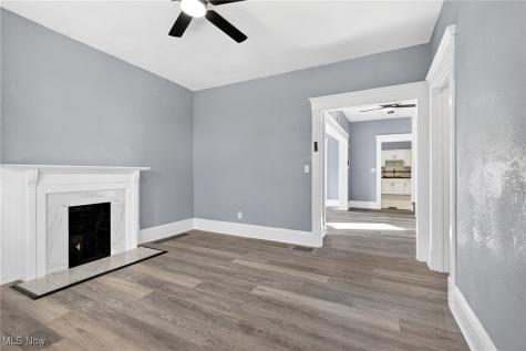 2202 E 100th Street Cleveland OH 44106