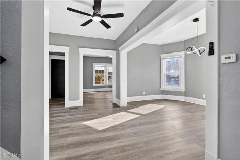 2202 E 100th Street Cleveland OH 44106