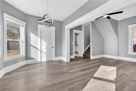 2202 E 100th Street Cleveland OH 44106