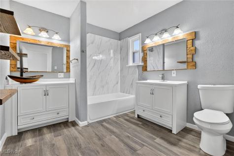 2202 E 100th Street Cleveland OH 44106