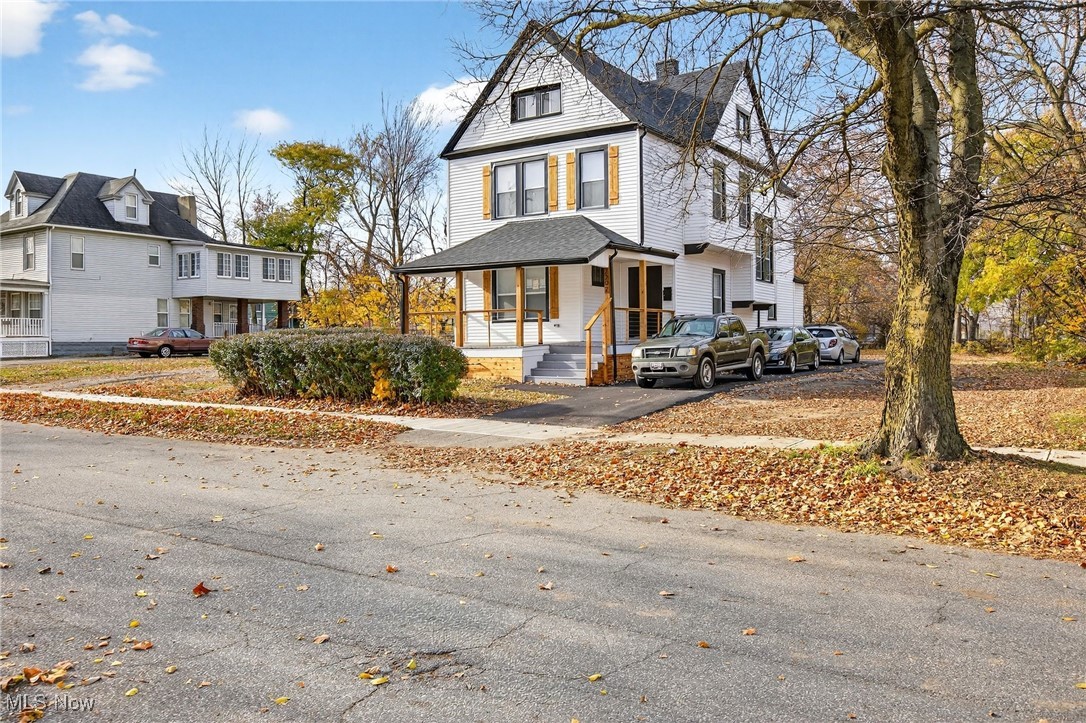 2202 E 100th Street Cleveland OH 44106