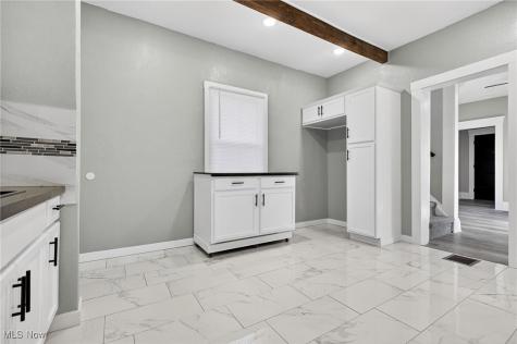 2202 E 100th Street Cleveland OH 44106