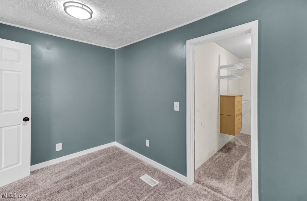 27 Delaware Trail Malvern OH 44644