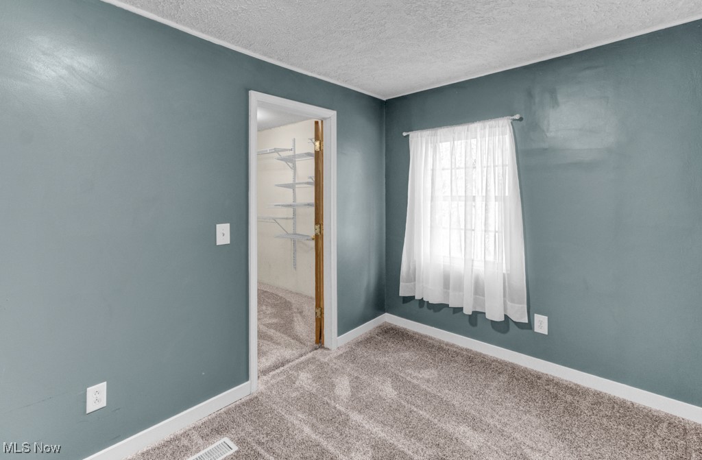 27 Delaware Trail Malvern OH 44644
