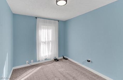27 Delaware Trail Malvern OH 44644