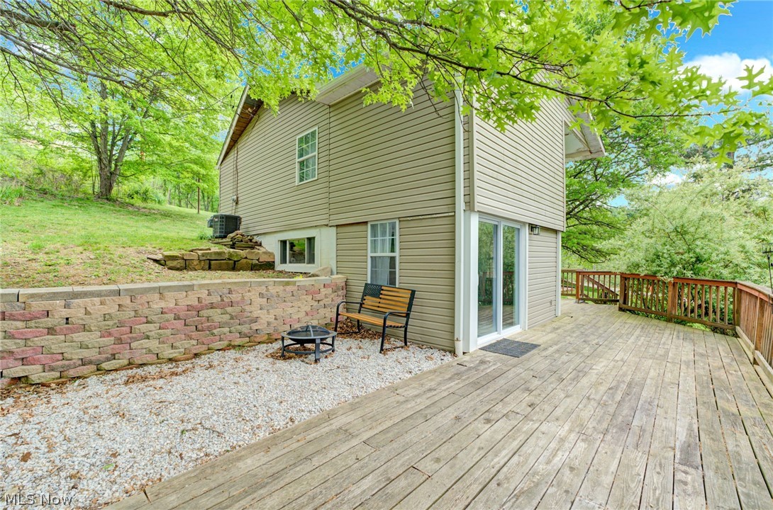 27 Delaware Trail Malvern OH 44644