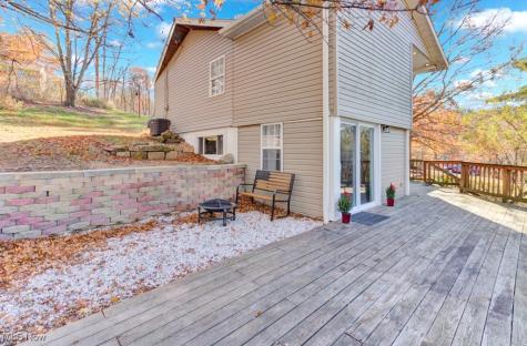 27 Delaware Trail Malvern OH 44644