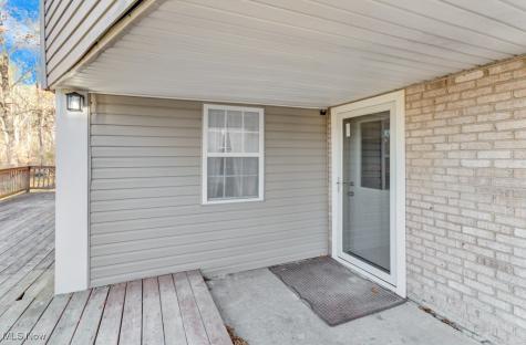 27 Delaware Trail Malvern OH 44644