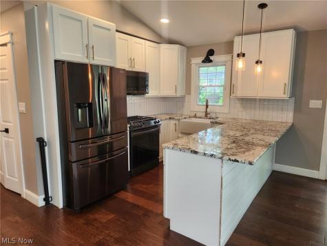 376 Wallace Drive Berea OH 44017