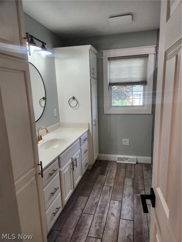 376 Wallace Drive Berea OH 44017