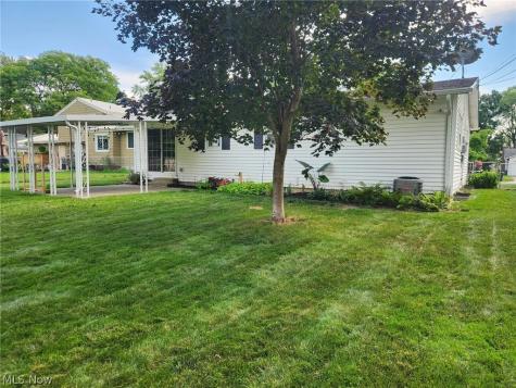 376 Wallace Drive Berea OH 44017