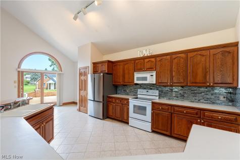 3371 Sherbrook Drive Uniontown OH 44685