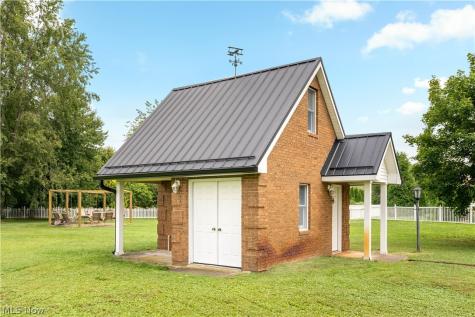 3371 Sherbrook Drive Uniontown OH 44685
