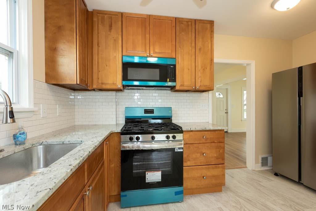 3720 Washington Park Newburgh Heights OH 44105