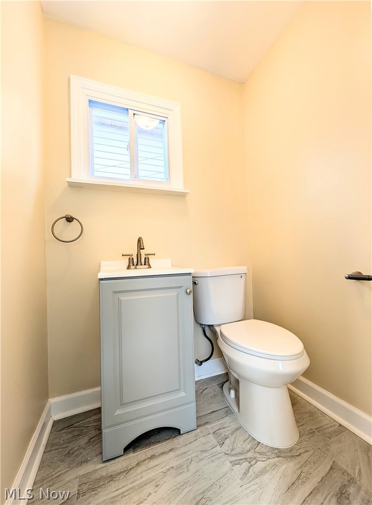 3720 Washington Park Newburgh Heights OH 44105