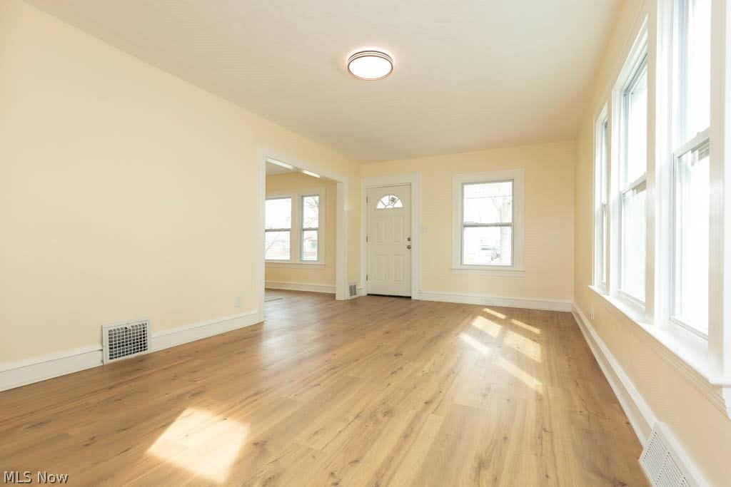 3720 Washington Park Newburgh Heights OH 44105