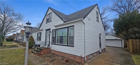 351 Clarmont Road Willowick OH 44095