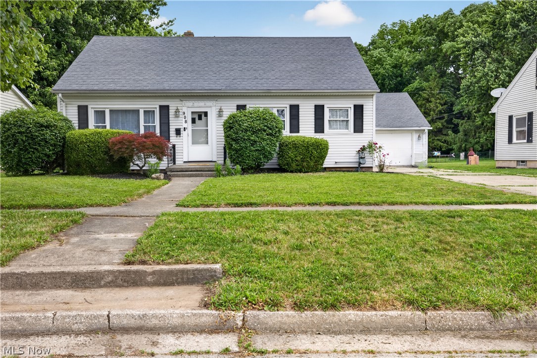 908 South Street Fremont OH 43420