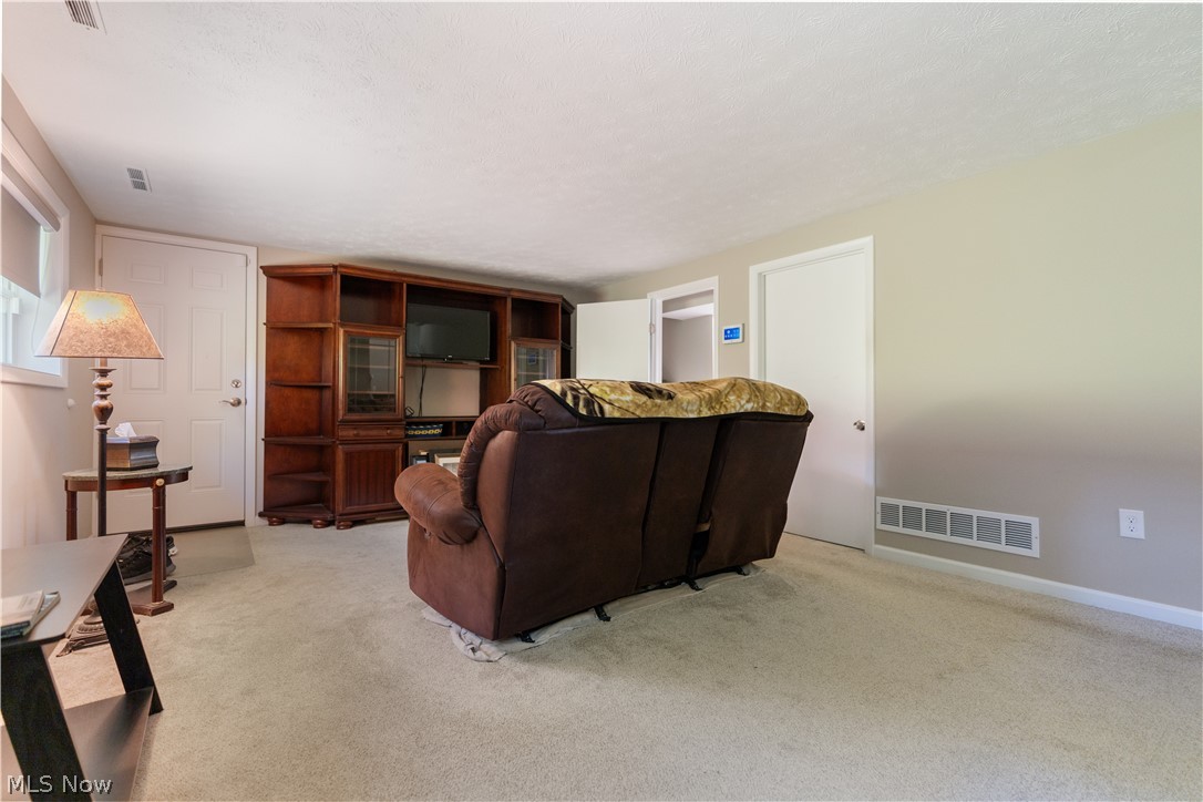 5732 Benjamin Street SW Canton OH 44706