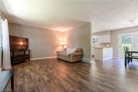 5732 Benjamin Street SW Canton OH 44706