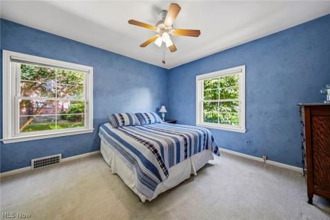 6666 Ridgebury Boulevard Mayfield Heights OH 44124