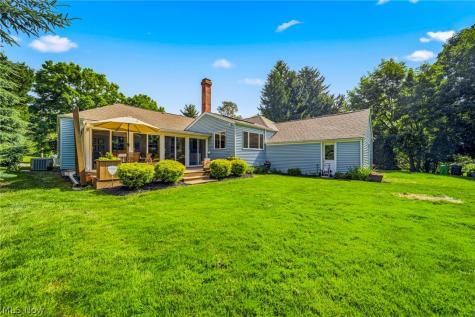 6666 Ridgebury Boulevard Mayfield Heights OH 44124