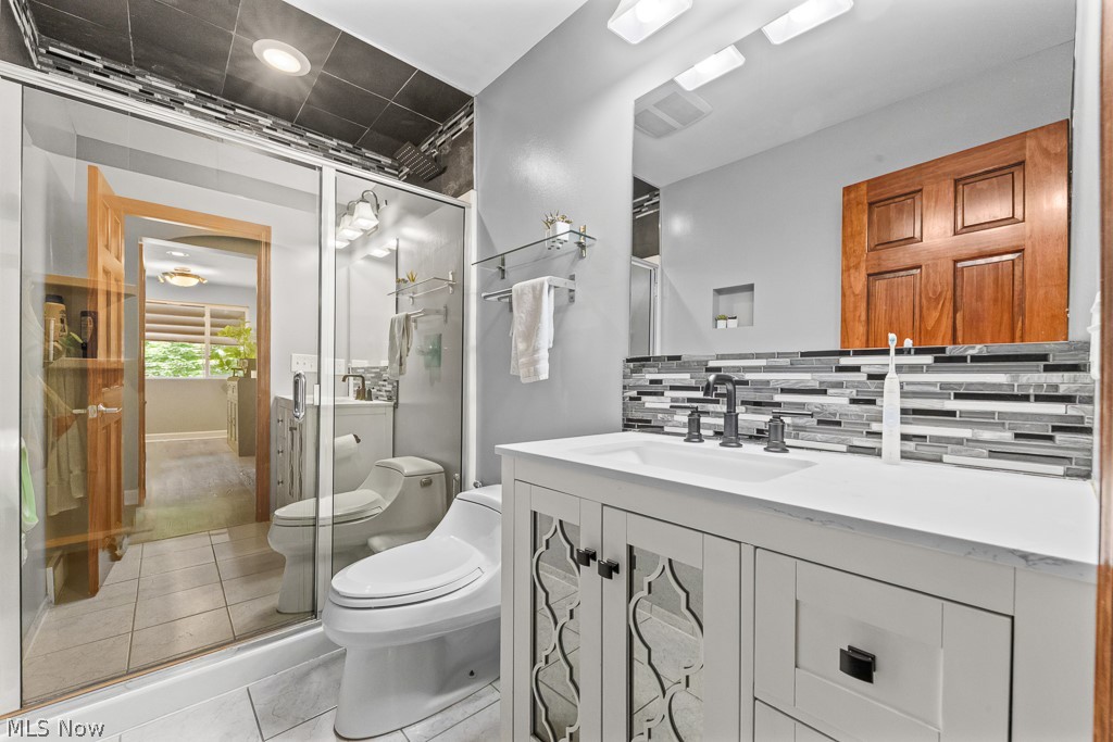 1942 Edwards Drive Akron OH 44306