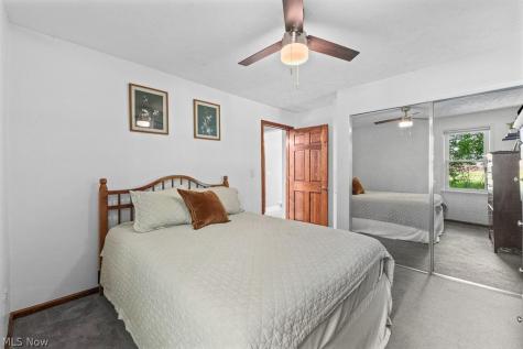 1942 Edwards Drive Akron OH 44306