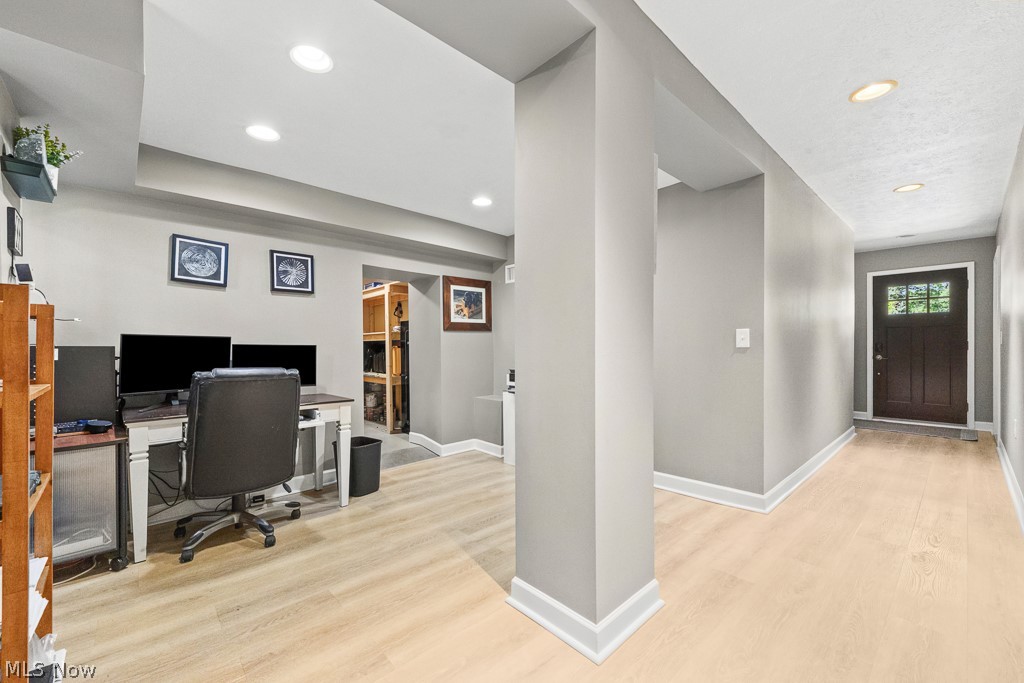 1942 Edwards Drive Akron OH 44306