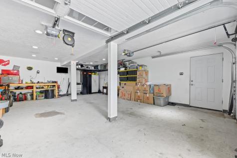 1942 Edwards Drive Akron OH 44306