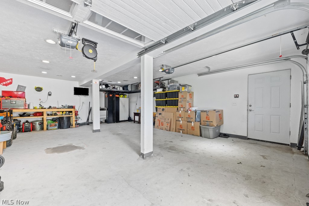 1942 Edwards Drive Akron OH 44306