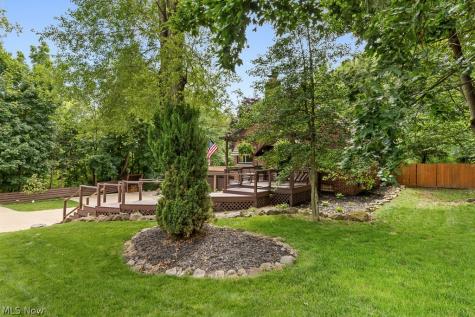 1942 Edwards Drive Akron OH 44306