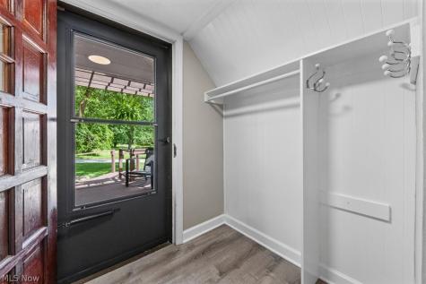 1942 Edwards Drive Akron OH 44306