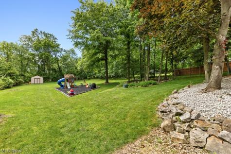 1942 Edwards Drive Akron OH 44306