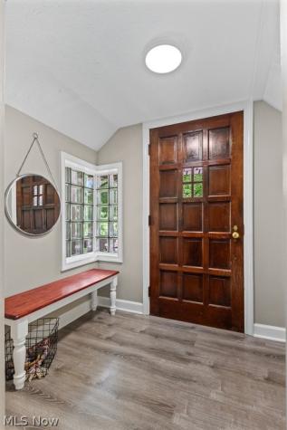 1942 Edwards Drive Akron OH 44306